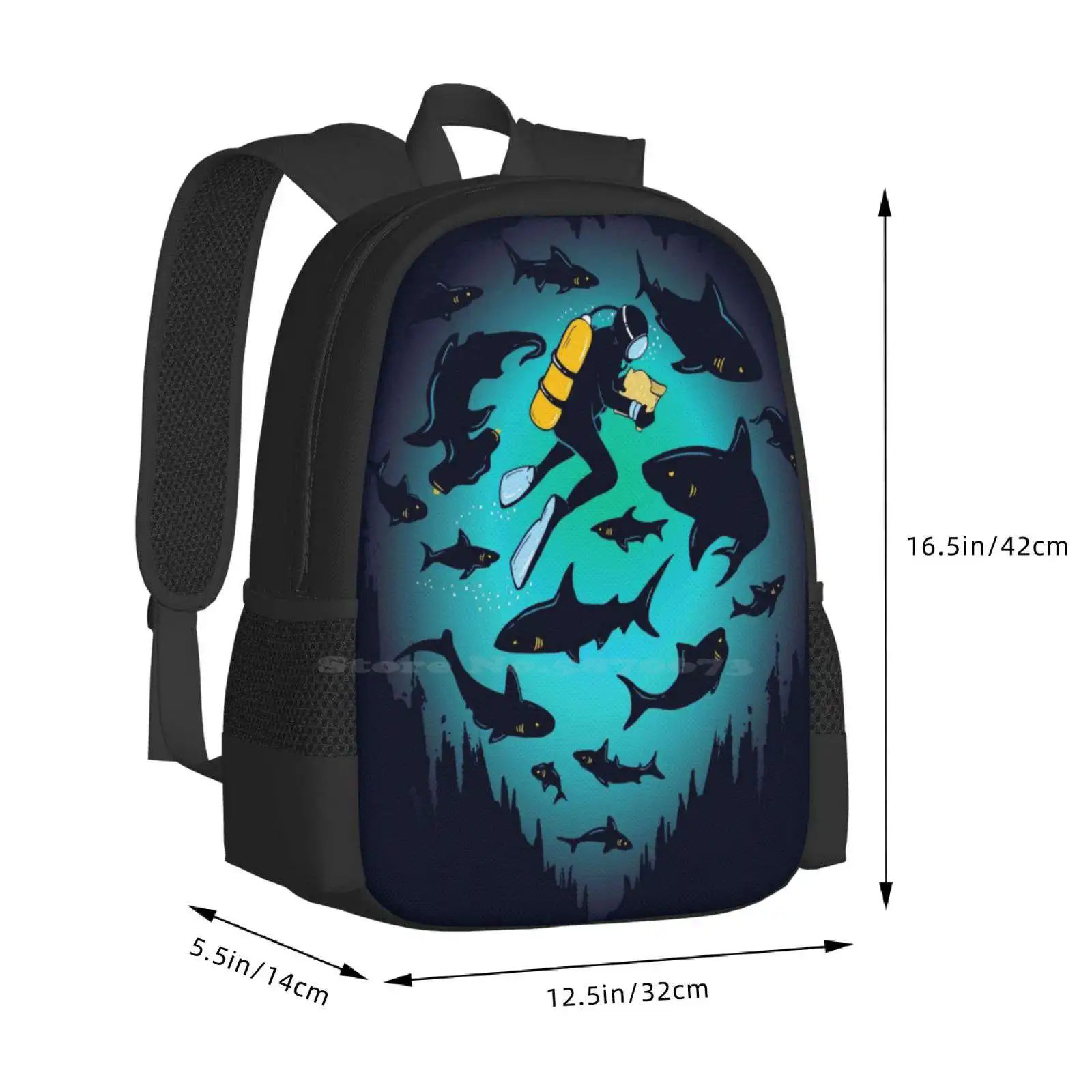 Прикрученный | Забавная иллюстрация акулы и дайвера Сумка для дизайна студенческого рюкзака Аквалангист Акула под водой Океан Глубокое море - 2